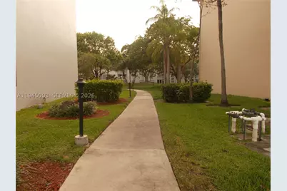 1400 SW 124th #205Q, Pembroke Pines, FL 33027 - Photo 33