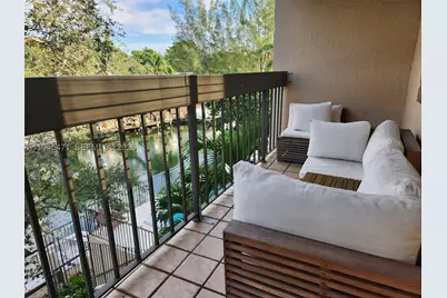 5201 Orduna #14, Coral Gables, FL 33146 - Photo 1