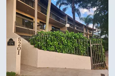 5201 Orduna #14, Coral Gables, FL 33146 - Photo 37