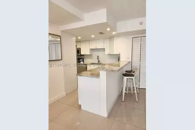 5201 Orduna #14, Coral Gables, FL 33146 - Photo 19