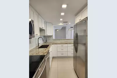 5201 Orduna #14, Coral Gables, FL 33146 - Photo 17