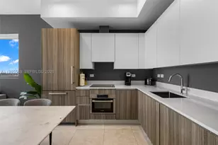 239 SW 9th, Miami, FL 33130 - Photo 5