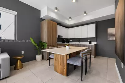 239 SW 9th #2102, Miami, FL 33130 - Photo 7