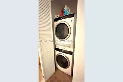 300 S Biscayne #T-1803, Miami, FL 33131 - Photo 17