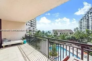 540 Brickell Key, Miami, FL 33131 - Photo 17