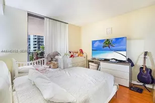 540 Brickell Key, Miami, FL 33131 - Photo 11