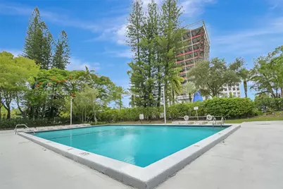 20100 W Country Club #1005, Aventura, FL 33180 - Photo 31