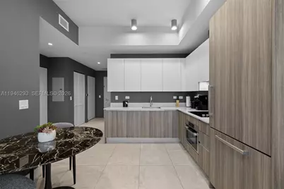 239 SW 9th #1604, Miami, FL 33130 - Photo 9