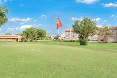 9721 Sunrise Lakes #201, Sunrise, FL 33322 - Photo 27