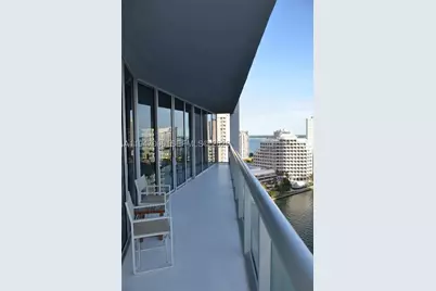 495 Brickell #1801, Miami, FL 33131 - Photo 9