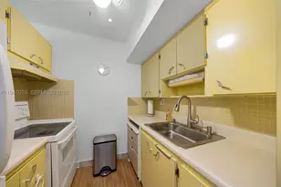 15600 NE 6th, Miami, FL 33162 - Photo 7