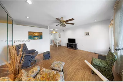 15600 NE 6th #28D, Miami, FL 33162 - Photo 3