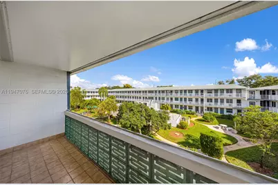 15600 NE 6th #28D, Miami, FL 33162 - Photo 17