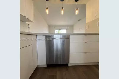 8425 NW 8th #406, Miami, FL 33126 - Photo 5