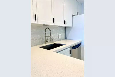 20335 W Country Club #405, Aventura, FL 33180 - Photo 11