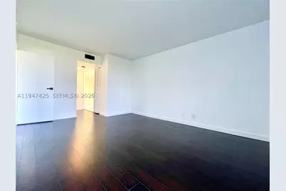 20335 W Country Club #405, Aventura, FL 33180 - Photo 21