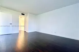 20335 W Country Club, Aventura, FL 33180 - Photo 21
