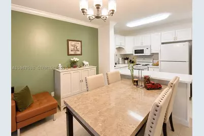 1520 McKinley #216E, Hollywood, FL 33020 - Photo 5