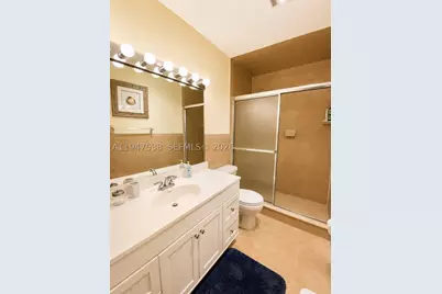 1520 McKinley #216E, Hollywood, FL 33020 - Photo 9