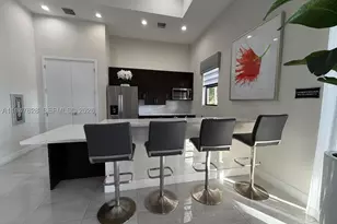 909 NE 211th, Miami, FL 33179 - Photo 51