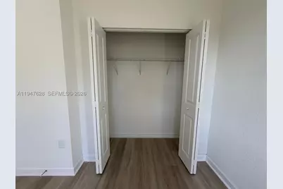 909 NE 211th, Miami, FL 33179 - Photo 23