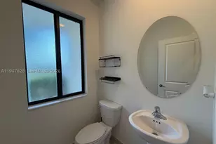 909 NE 211th, Miami, FL 33179 - Photo 33