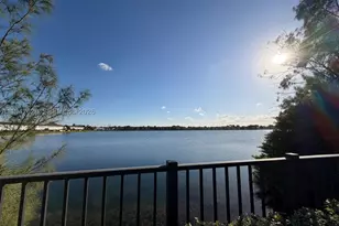 909 NE 211th, Miami, FL 33179 - Photo 45