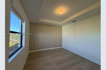 909 NE 211th, Miami, FL 33179 - Photo 15