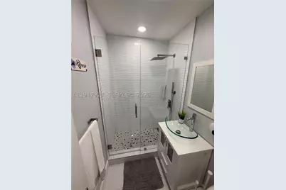 380 W 41st, Hialeah, FL 33012 - Photo 17