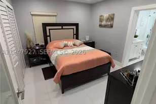380 W 41st, Hialeah, FL 33012 - Photo 11