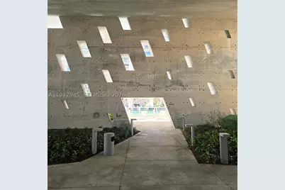 68 SE 6th #2110, Miami, FL 33131 - Photo 29