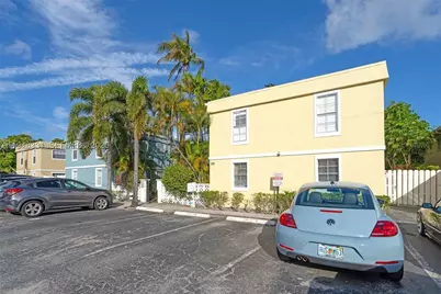 320 SE 10th #D, Pompano Beach, FL 33060 - Photo 11