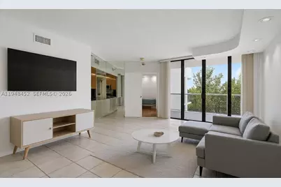 20281 E Country Club #405, Aventura, FL 33180 - Photo 1