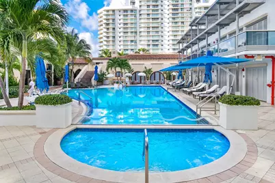 5959 Collins #606, Miami Beach, FL 33140 - Photo 43
