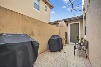 14615 SW 14th #14615, Pembroke Pines, FL 33027 - Photo 25