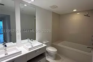 45 SW 9th, Miami, FL 33130 - Photo 9