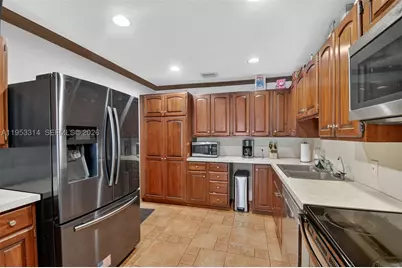 1712 High Ridge, Lake Worth, FL 33461 - Photo 23