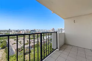 2780 NE 183rd, Aventura, FL 33160 - Photo 25