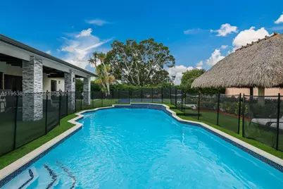 10870 SW 106th, Miami, FL 33176 - Photo 43