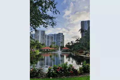 3600 Mystic Pointe #913, Aventura, FL 33180 - Photo 15
