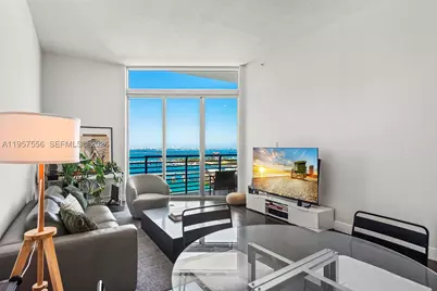 335 S Biscayne #UPH-10, Miami, FL 33131 - Photo 3