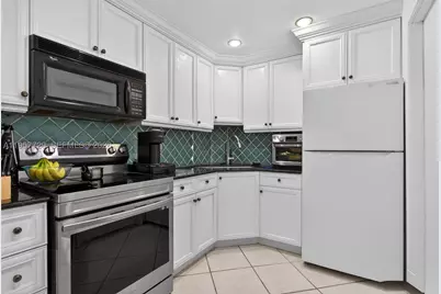 9 NE 19th #104C, Wilton Manors, FL 33305 - Photo 7