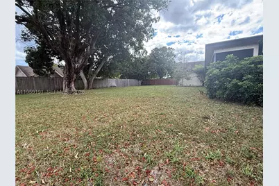 1140 NW 78th, Plantation, FL 33322 - Photo 5