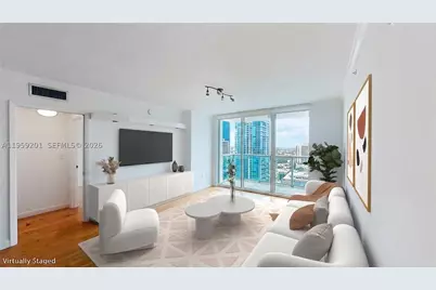 31 SE 5th #2408, Miami, FL 33131 - Photo 15