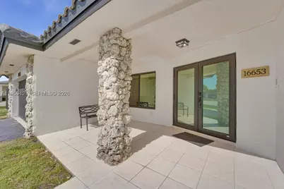 16653 Golfview, Weston, FL 33326 - Photo 7