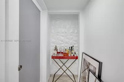 540 Brickell Key #409, Miami, FL 33131 - Photo 17