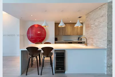 50 S Pointe #707, Miami Beach, FL 33139 - Photo 3