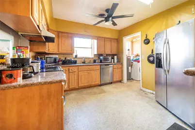 600 SW 11th, Hallandale, FL 33009 - Photo 9