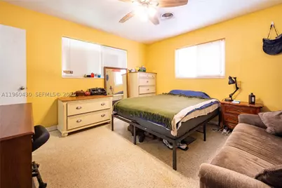 600 SW 11th, Hallandale, FL 33009 - Photo 17