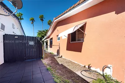 600 SW 11th, Hallandale, FL 33009 - Photo 25